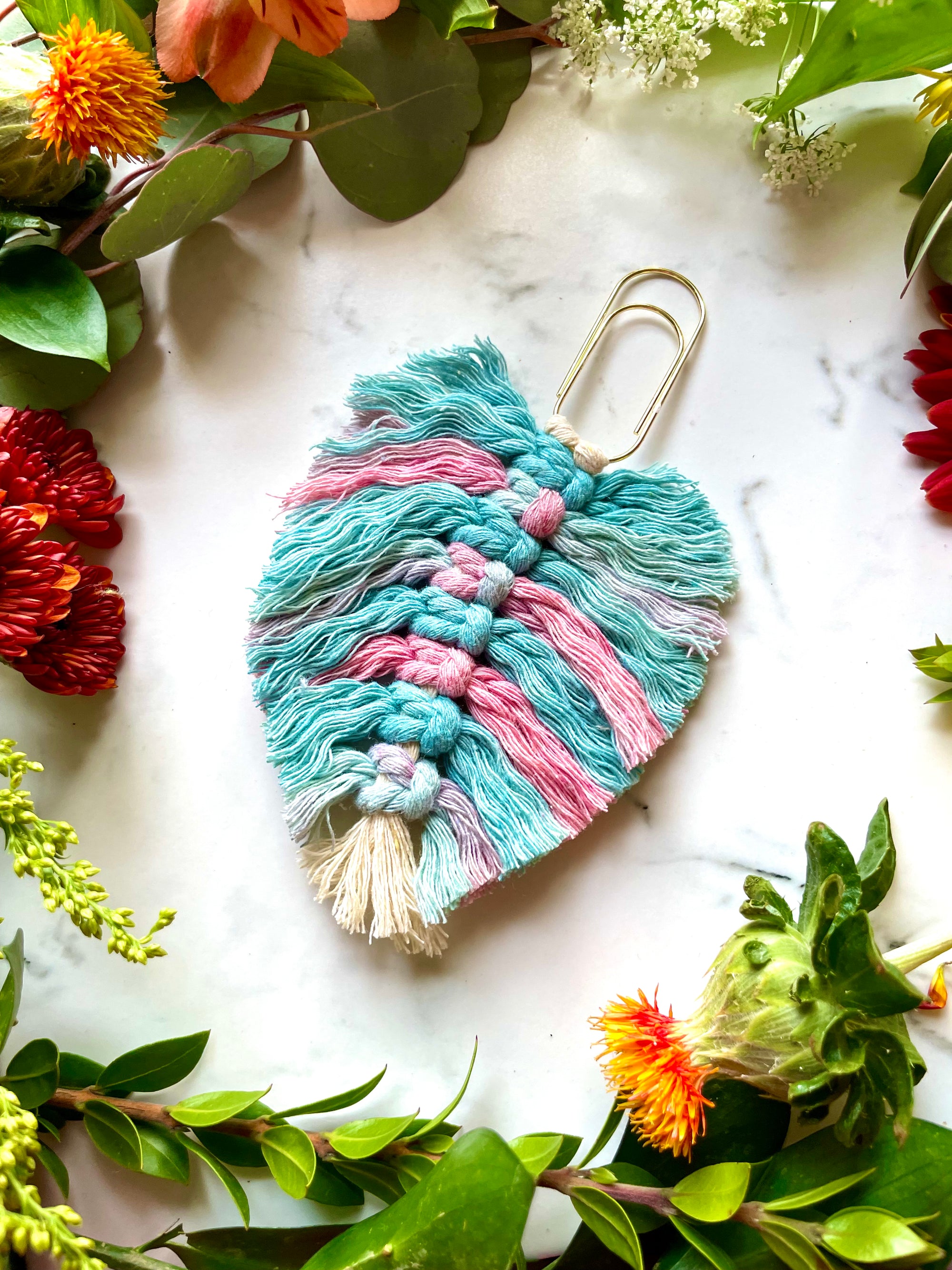 Macrame Feather Book Marks